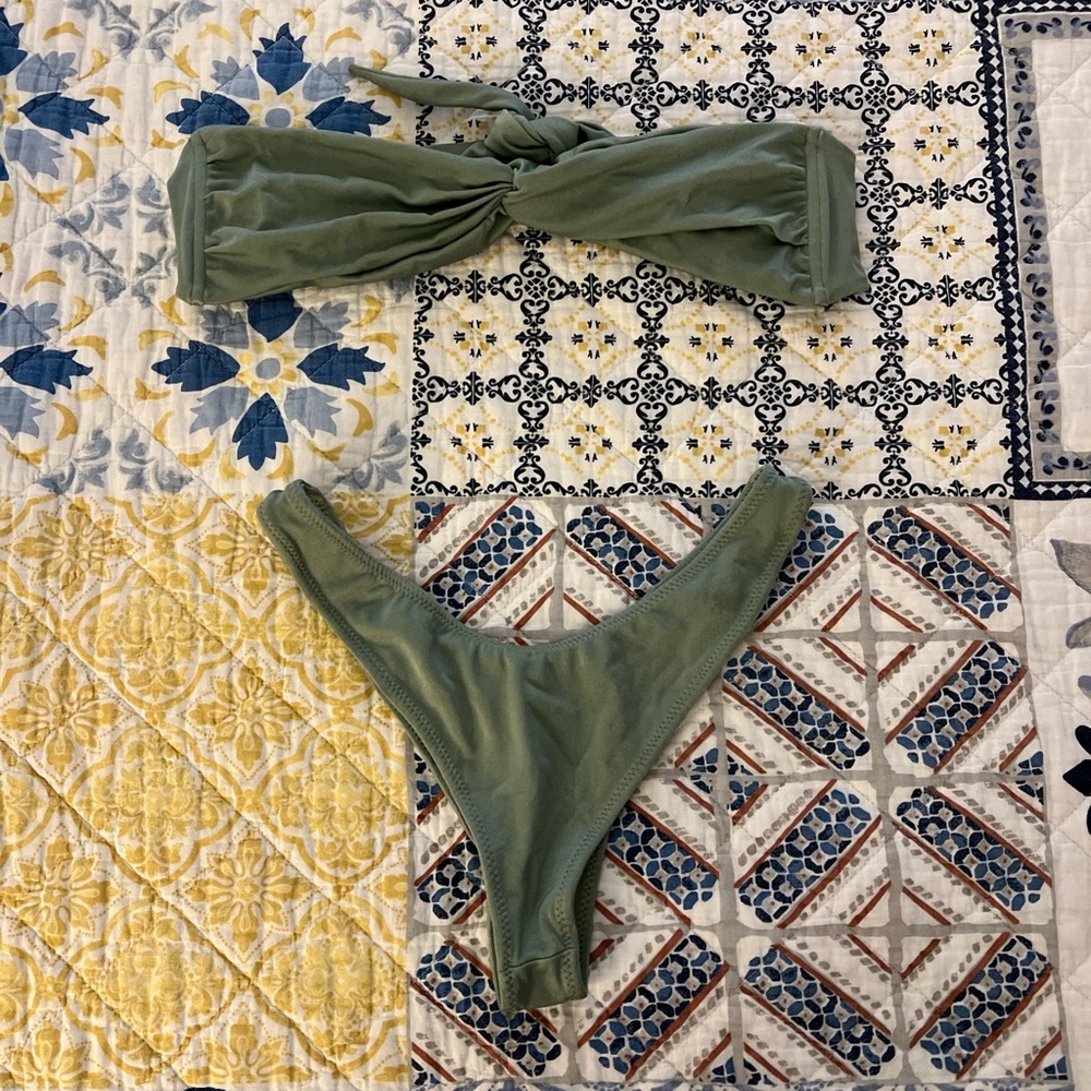 Sommer Swim Bandeau Top and Bottom Bikini Set